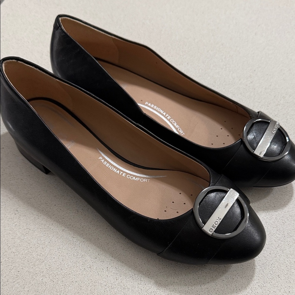 Geox Women's Black Flats with Silver Accent